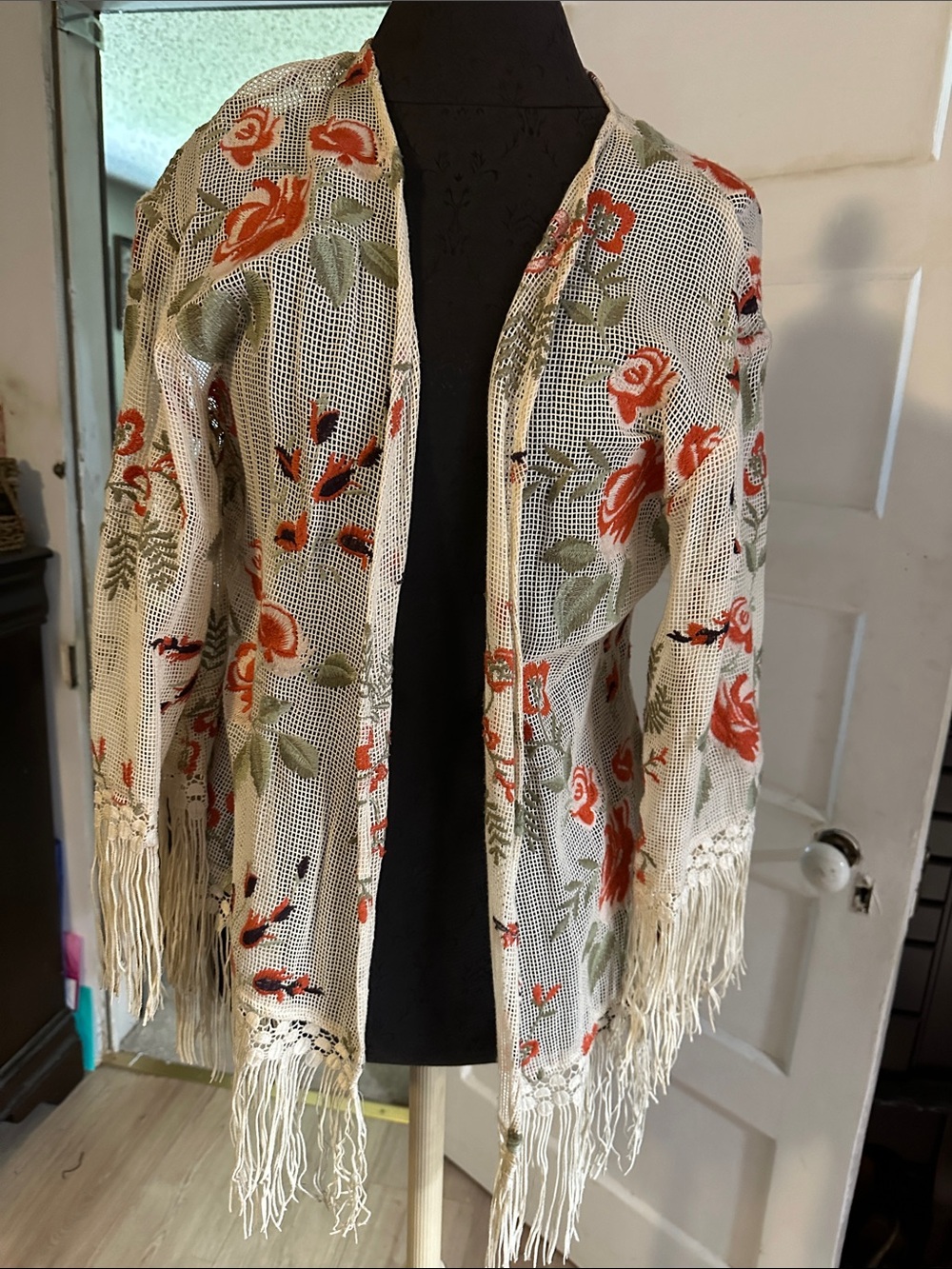 Floral Open-Weave Fringe Women's Sweater - Cream with Coral Roses Reba